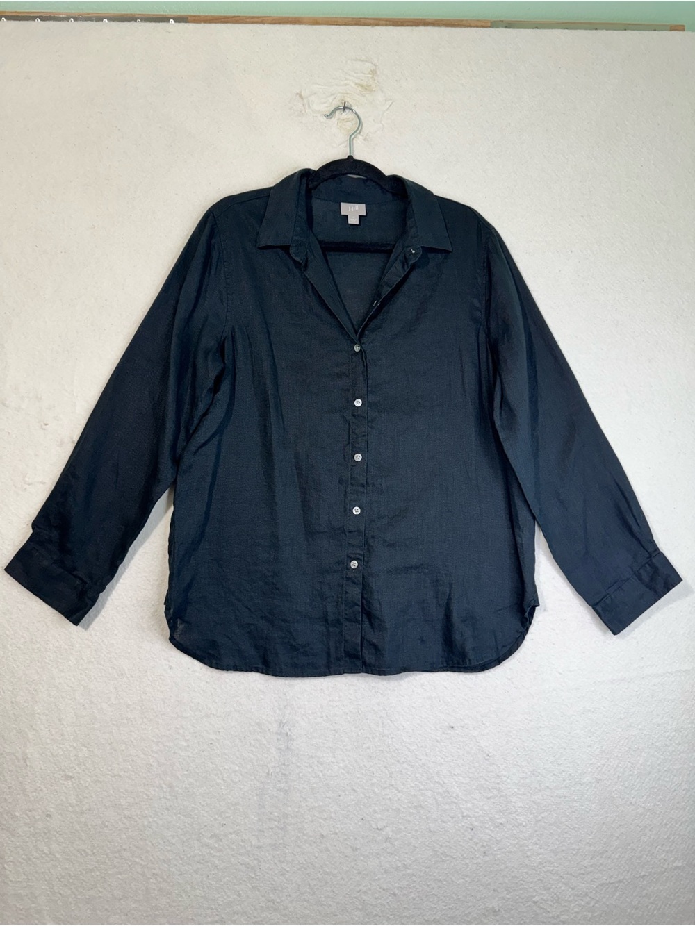 J. Jill Black Linen Classic Long Sleeve Button-Up Shirt Minimalist Coastal Prep